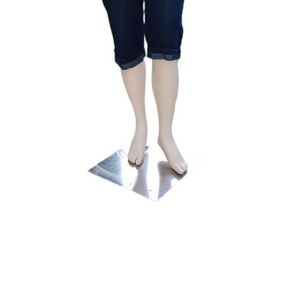 615019....Gloria Vanderbilt Crop Jeans Size  12, W30" 16"Inseam 10"Rise - Picture 4 of 8